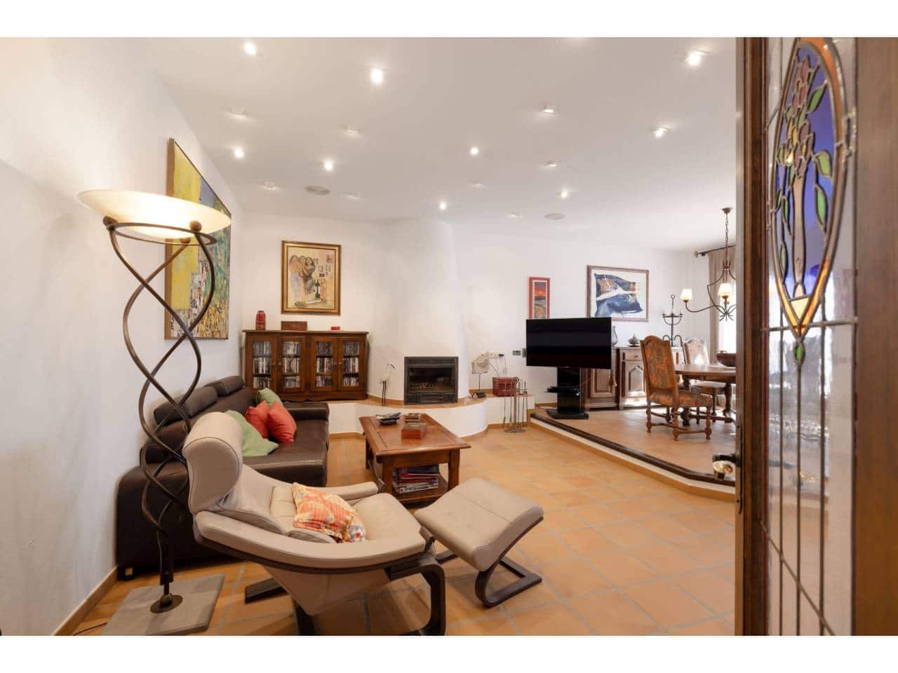 4 soveværelse Byhus til salg i Jimena de la Frontera med swimmingpool garage - € 675.000 (Ref: 8238154)