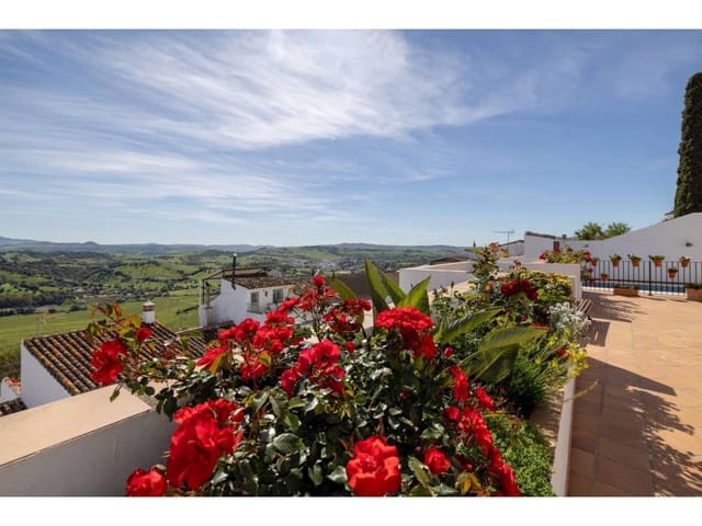 4 bedroom Townhouse for sale in Jimena de la Frontera with pool garage - € 675,000 (Ref: 8238154)