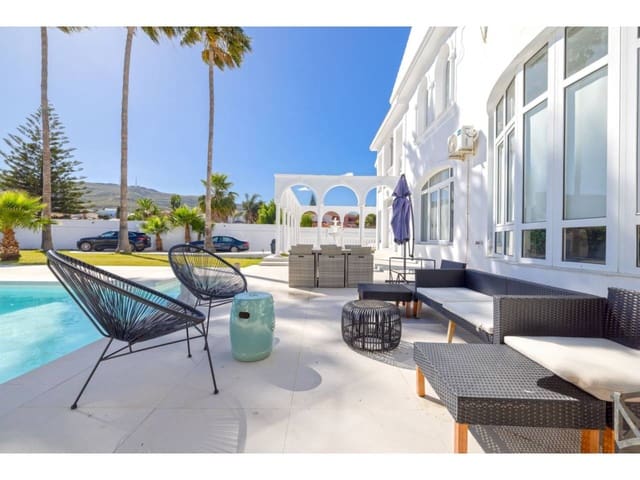 6 bedroom Villa for sale in La Línea de la Concepción with pool garage - € 995,000 (Ref: 8359171)