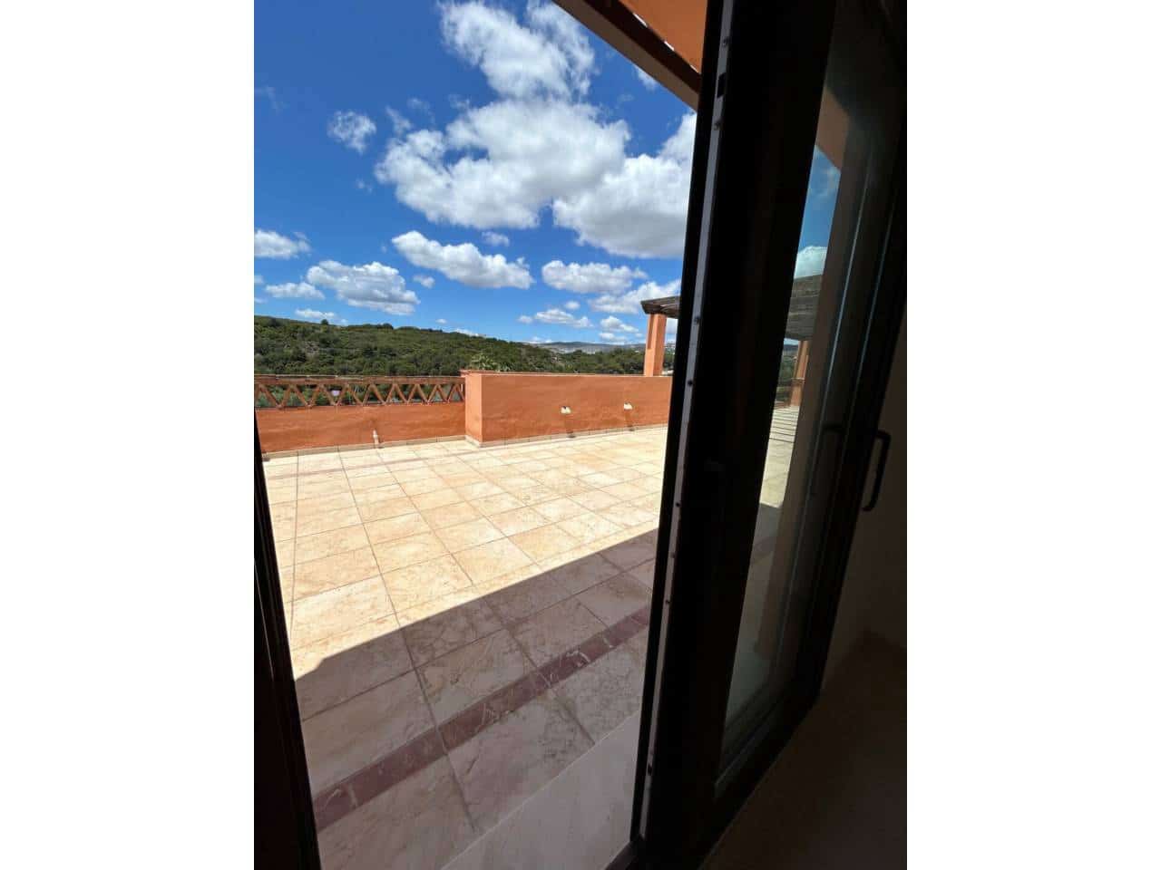 3 soverom Penthouse til salgs i Casares med svømmebasseng - € 475 000 (Ref: 8394418)