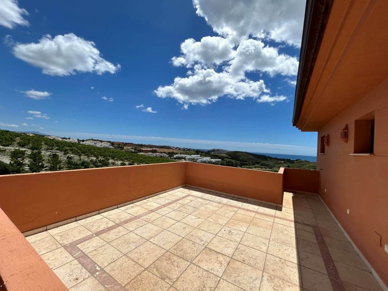 3 soverom Penthouse til salgs i Casares med svømmebasseng - € 475 000 (Ref: 8394418)