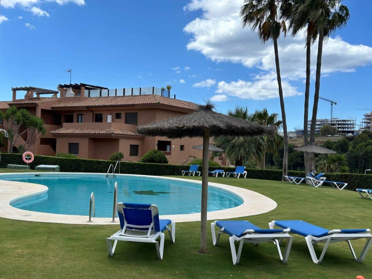 3 soverom Penthouse til salgs i Casares med svømmebasseng - € 475 000 (Ref: 8394418)