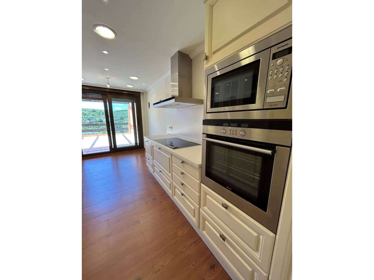 3 soverom Penthouse til salgs i Casares med svømmebasseng - € 475 000 (Ref: 8394418)