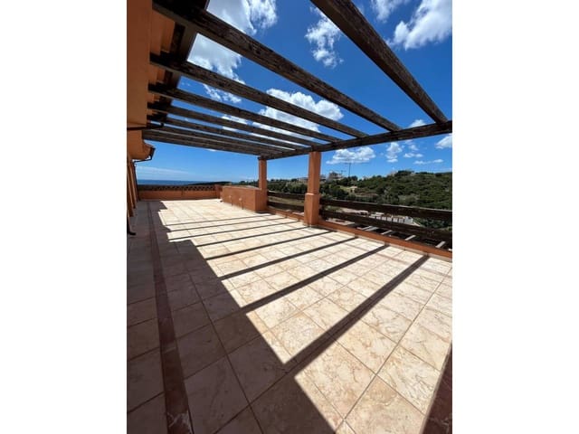 3 soverom Penthouse til salgs i Casares med svømmebasseng - € 475 000 (Ref: 8394418)