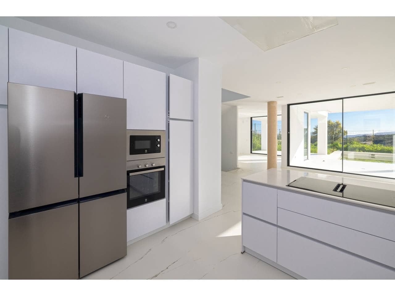 3 bedroom Villa for sale in Torreguadiaro with pool - € 850,000 (Ref: 8459318)