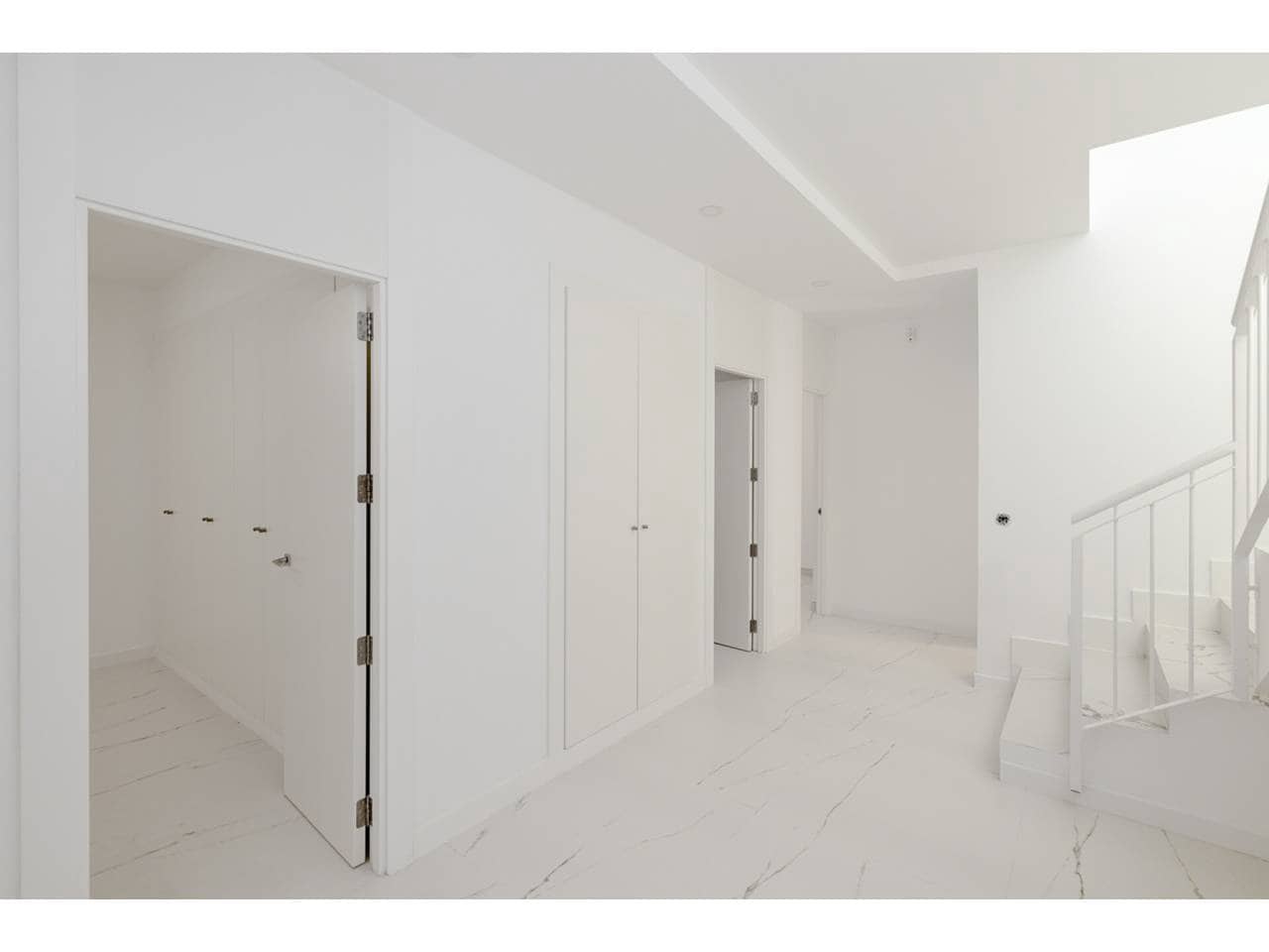 3 bedroom Villa for sale in Torreguadiaro with pool - € 850,000 (Ref: 8459318)