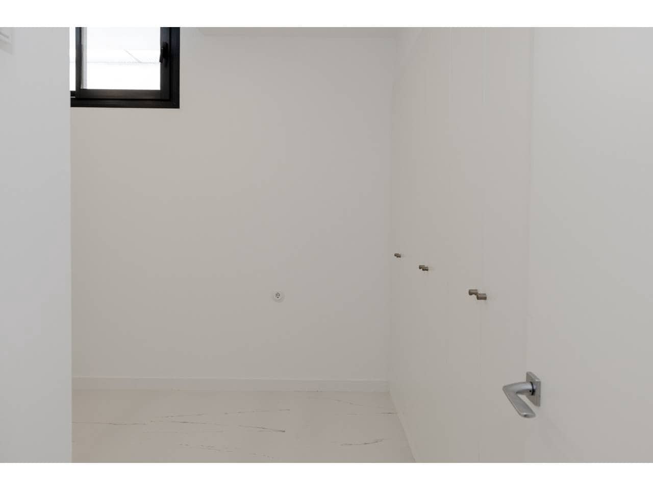 3 bedroom Villa for sale in Torreguadiaro with pool - € 850,000 (Ref: 8459318)