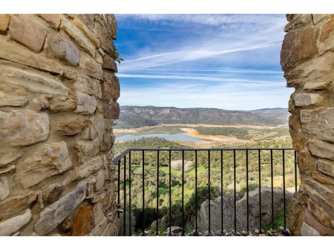 1 soveværelse Byhus til salg i Castellar de la Frontera - € 235.000 (Ref: 8481764)