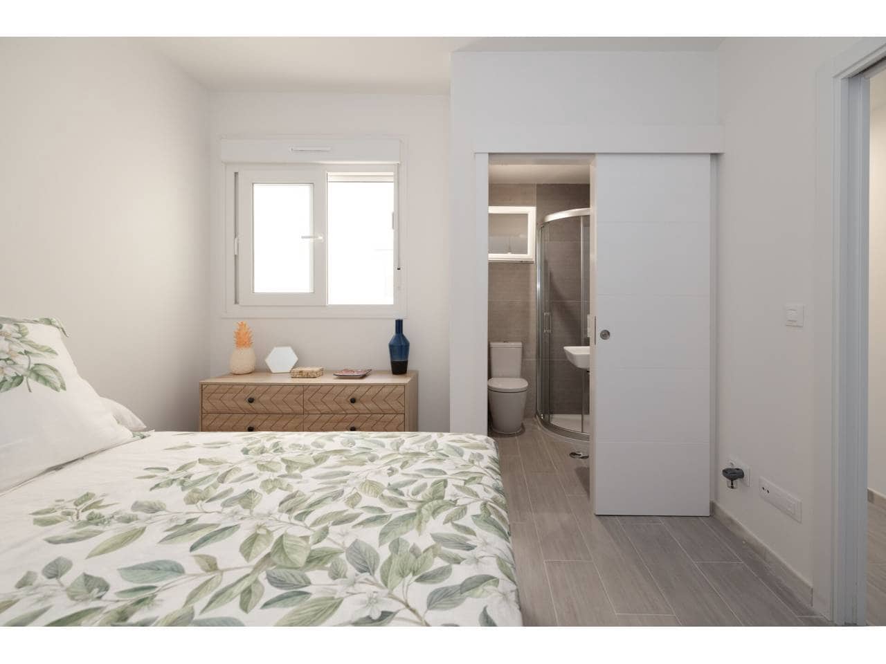 2 bedroom Flat for sale in Tarifa with pool garage - € 475,000 (Ref: 8513906)