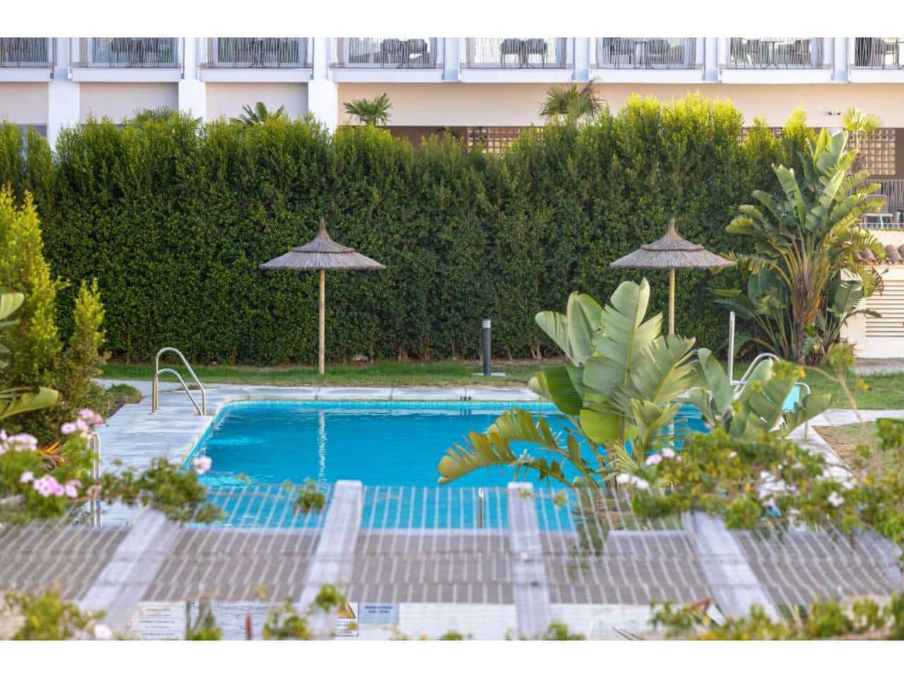 2 bedroom Flat for sale in Tarifa with pool garage - € 475,000 (Ref: 8513906)