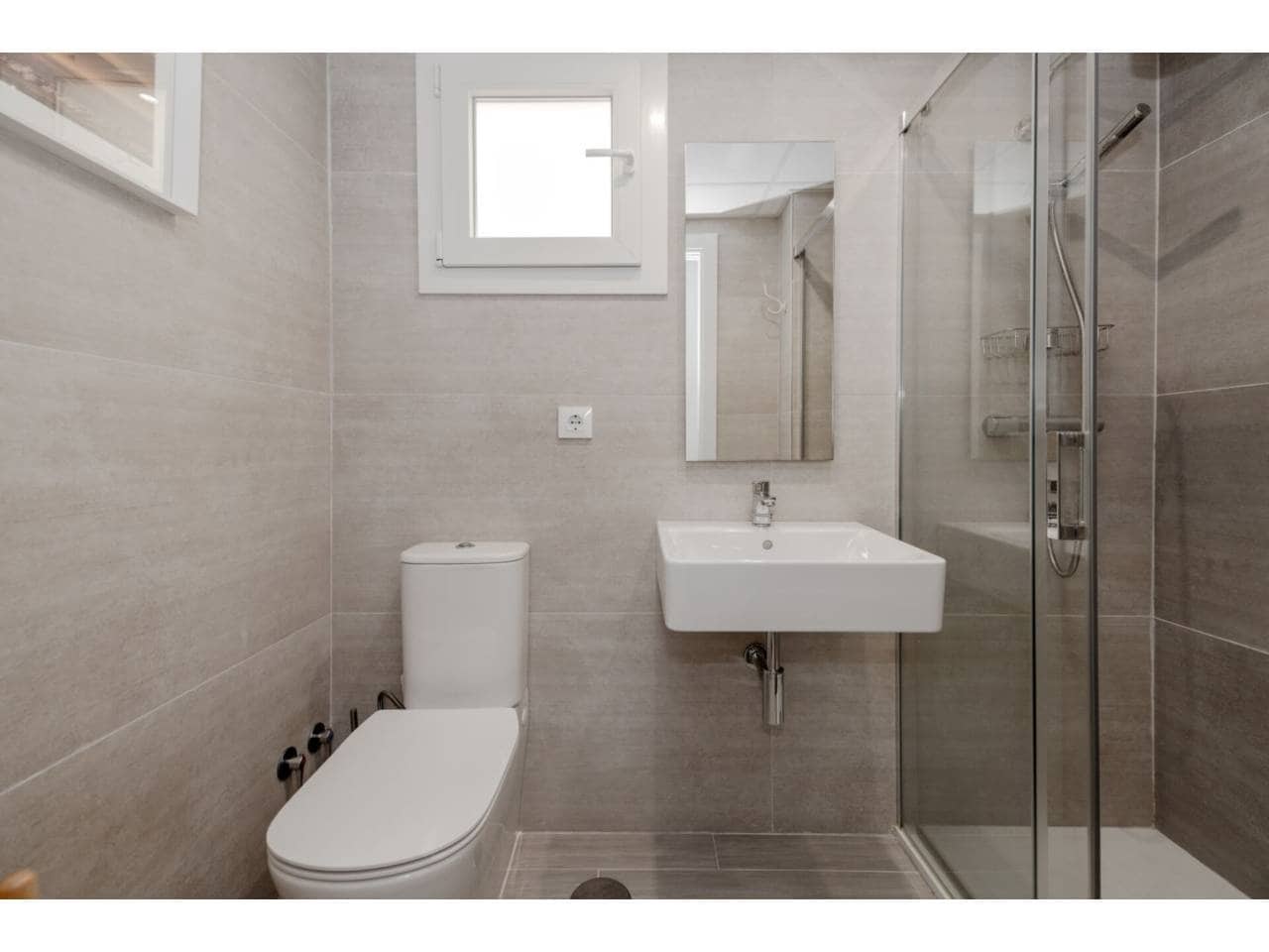 2 bedroom Flat for sale in Tarifa with pool garage - € 475,000 (Ref: 8513906)