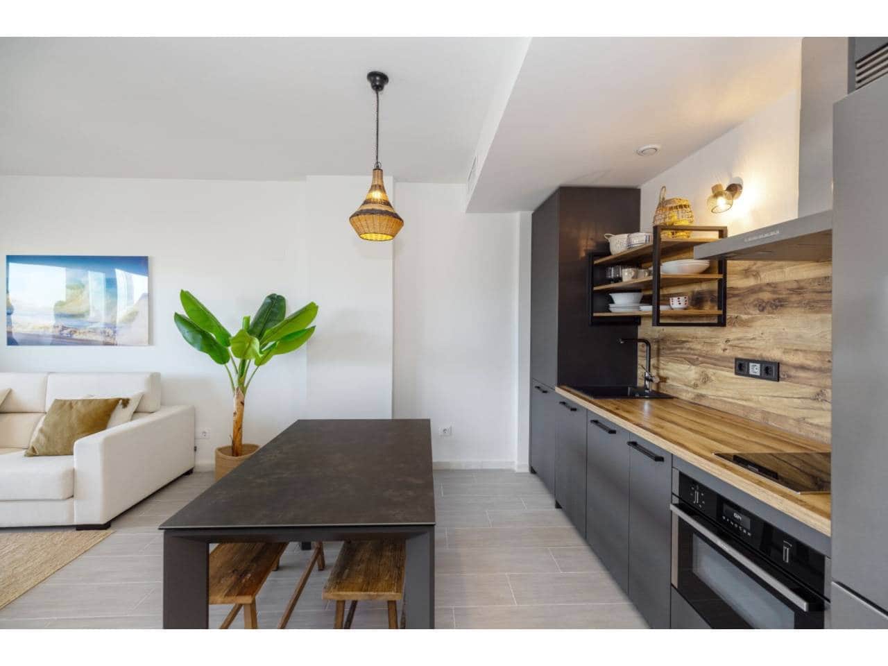 2 bedroom Flat for sale in Tarifa with pool garage - € 475,000 (Ref: 8513906)