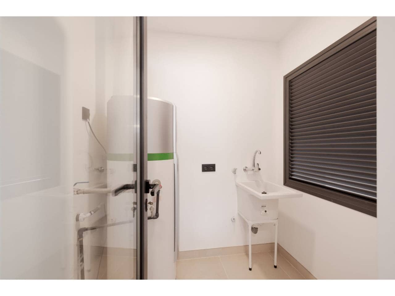 Apartamento de 2 habitaciones en Casares en venta con piscina garaje - 360.000 € (Ref: 8531581)