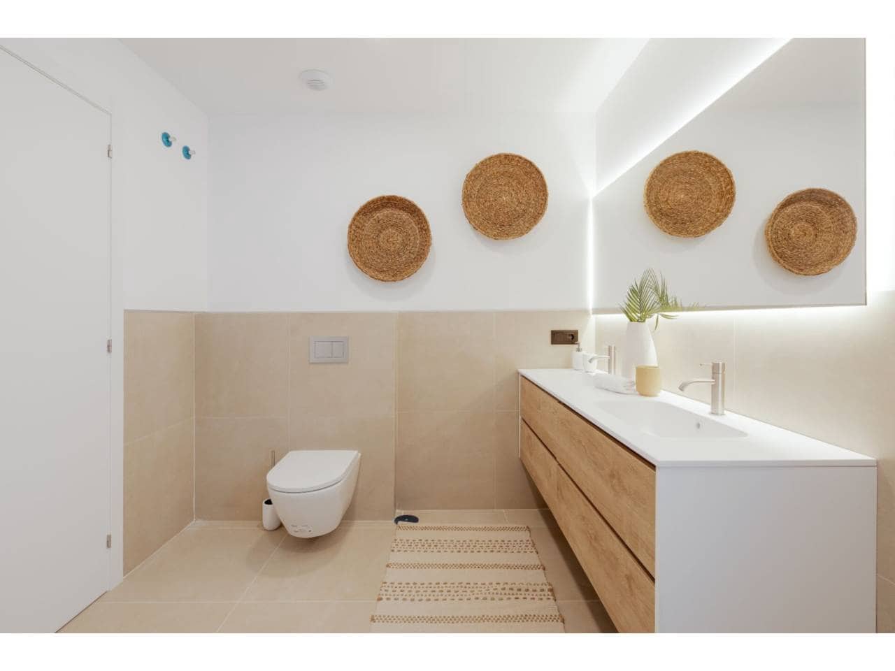 Apartamento de 2 habitaciones en Casares en venta con piscina garaje - 360.000 € (Ref: 8531581)