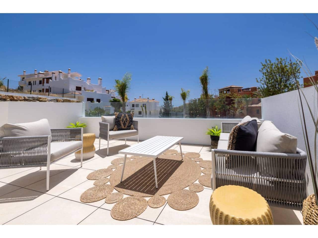 Apartamento de 2 habitaciones en Casares en venta con piscina garaje - 360.000 € (Ref: 8531581)
