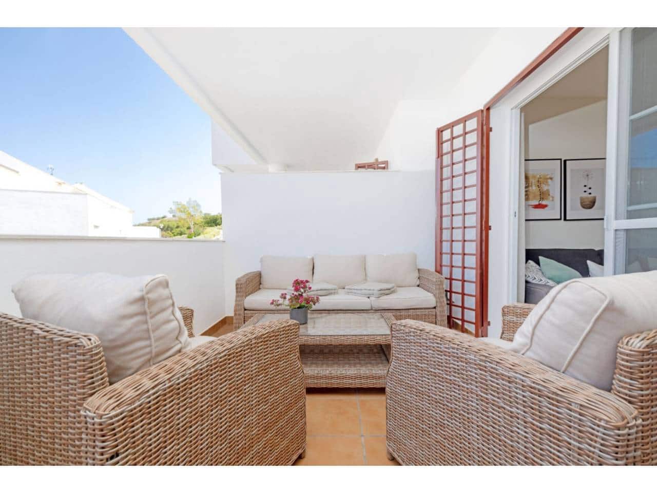 2 soveværelse Lejlighed til salg i La Alcaidesa med swimmingpool garage - € 275.000 (Ref: 8536091)