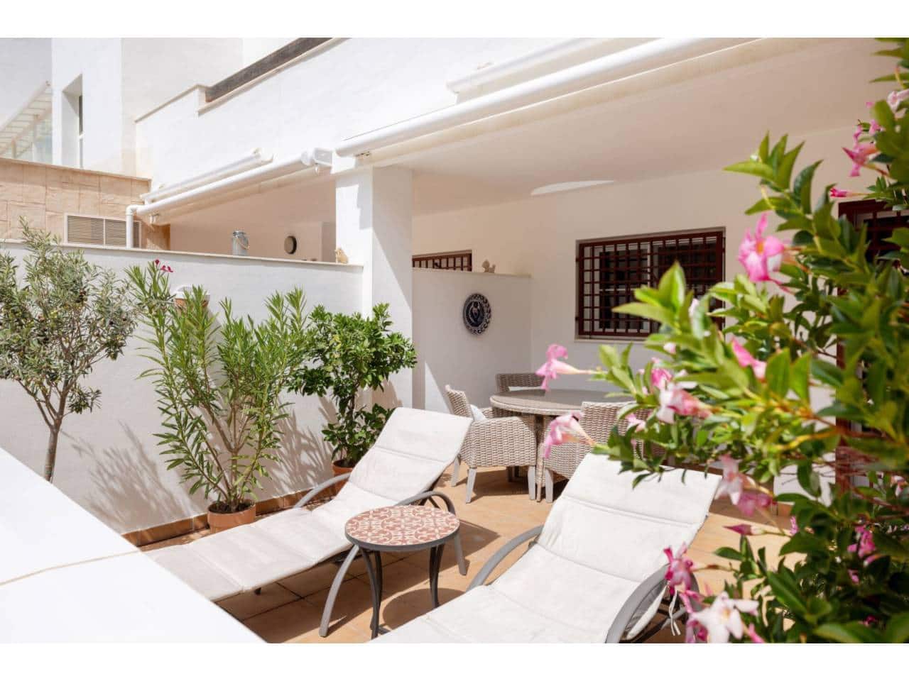 2 soveværelse Lejlighed til salg i La Alcaidesa med swimmingpool garage - € 275.000 (Ref: 8536091)