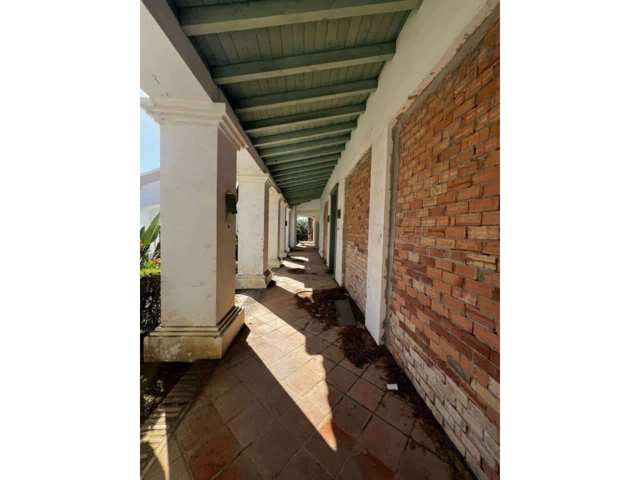 Erhverv til salg i Manilva - € 1.300.000 (Ref: 8537993)