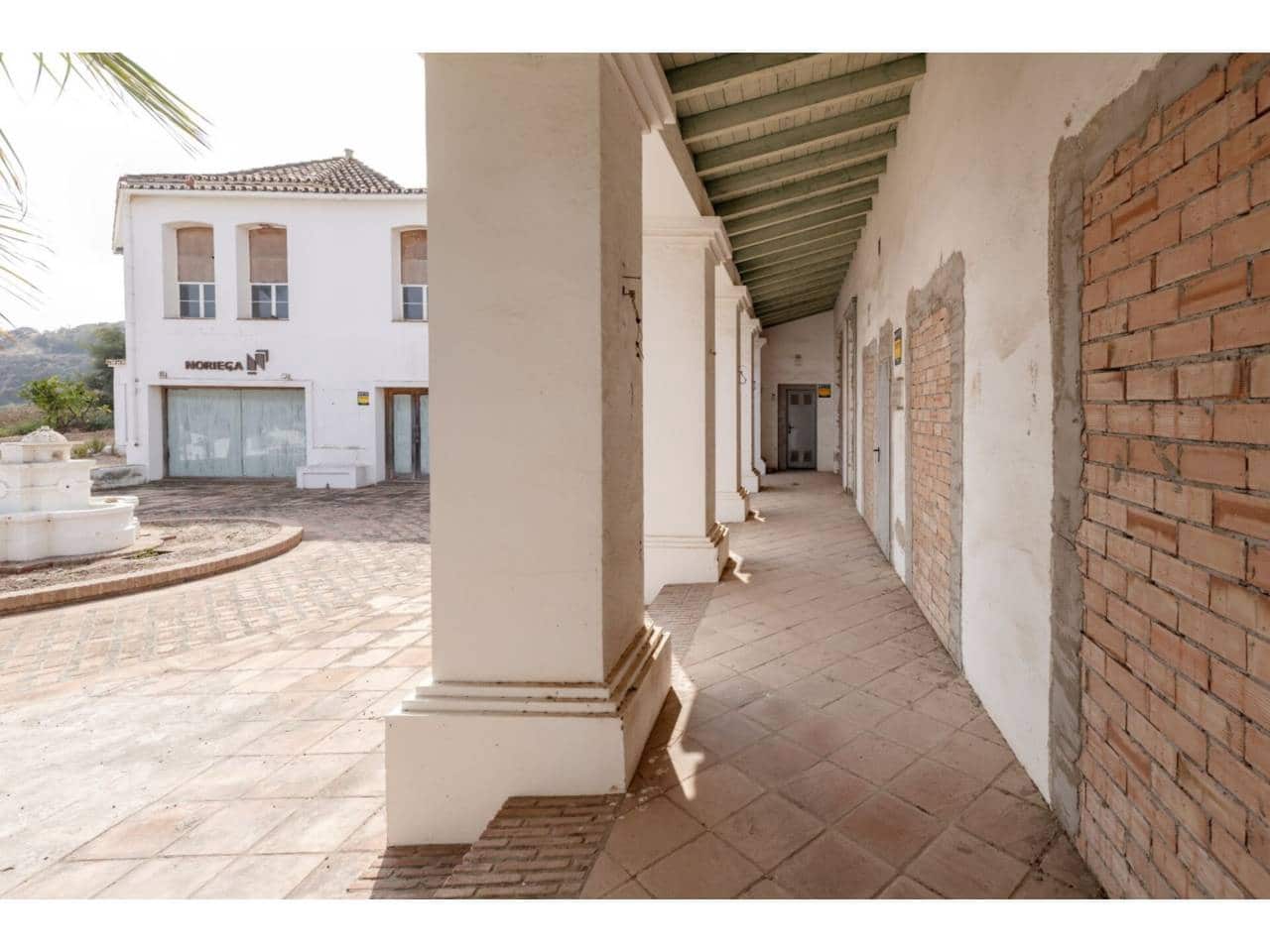 Erhverv til salg i Manilva - € 1.300.000 (Ref: 8537993)