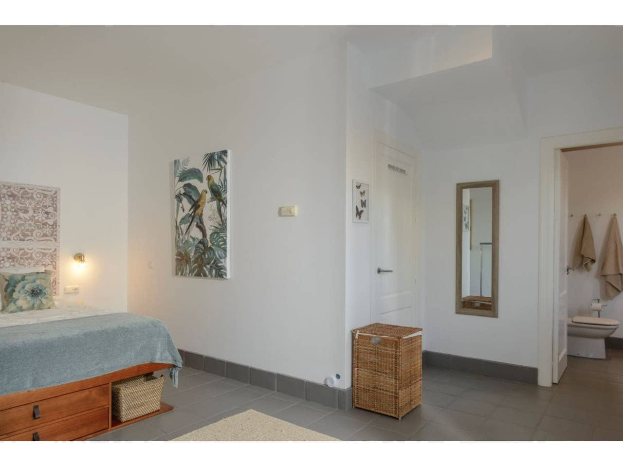 4 soveværelse Villa til salg i Benalup med swimmingpool garage - € 885.000 (Ref: 8560986)