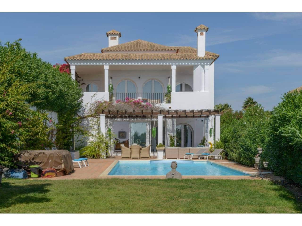 4 soveværelse Villa til salg i Benalup med swimmingpool garage - € 885.000 (Ref: 8560986)