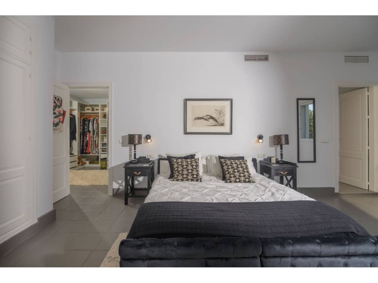 4 soveværelse Villa til salg i Benalup med swimmingpool garage - € 885.000 (Ref: 8560986)