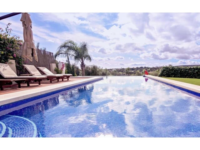 6 soveværelse Villa til salg i Sotogrande Alto, San Roque med swimmingpool garage - € 1.850.000 (Ref: 8590182)