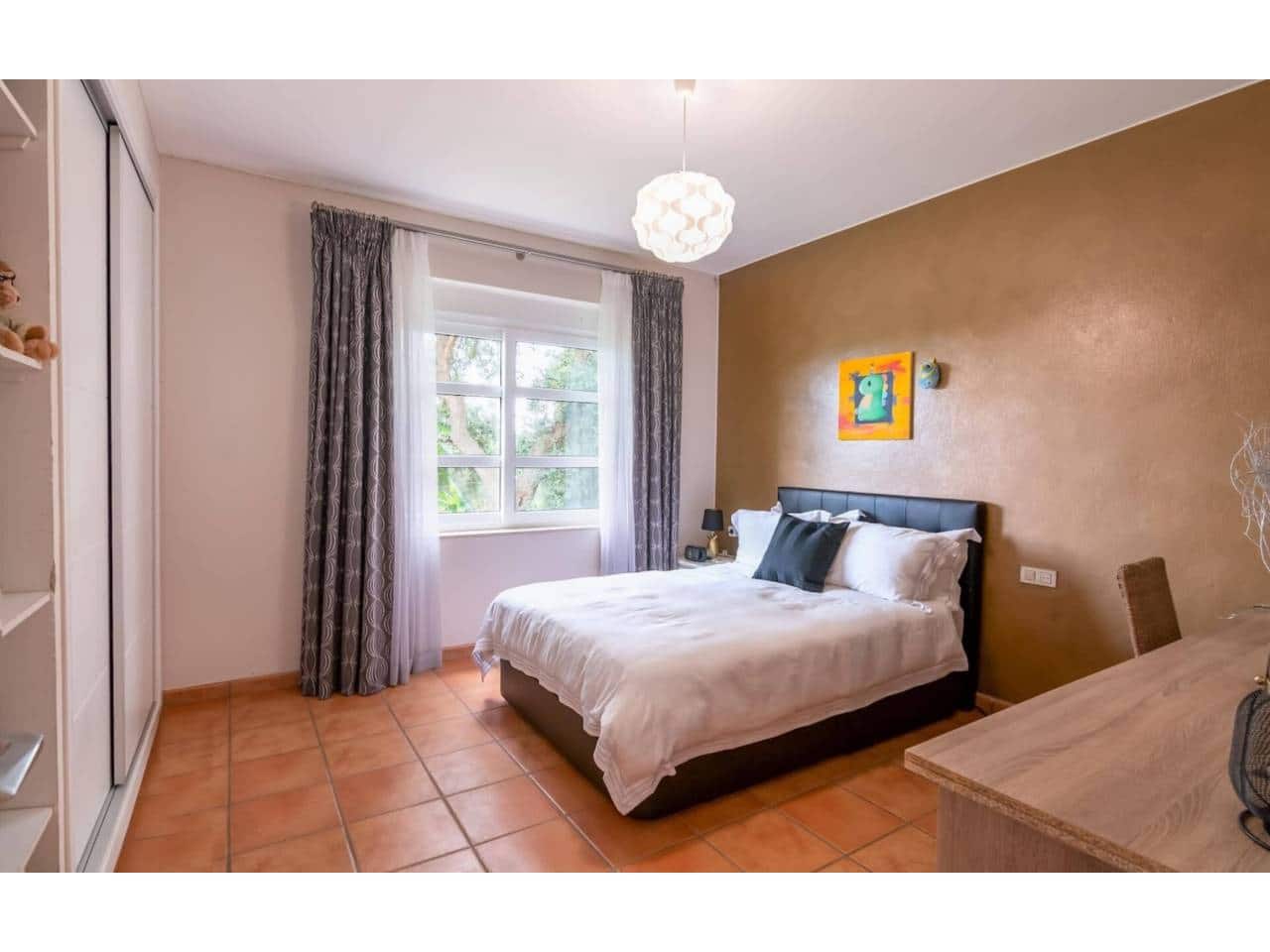 6 soveværelse Villa til salg i Sotogrande med swimmingpool garage - € 1.850.000 (Ref: 8590182)