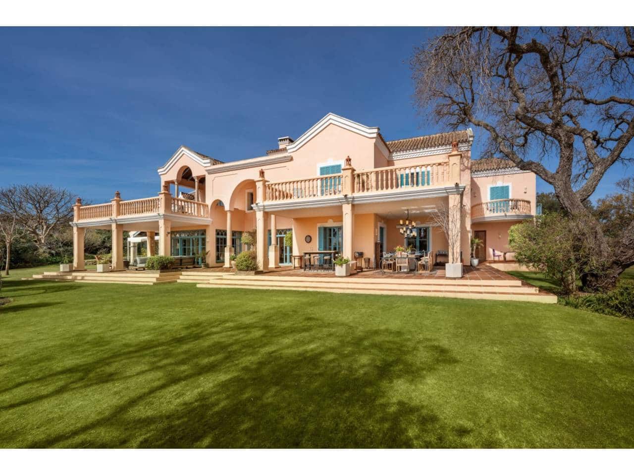 6 soveværelse Villa til salg i San Roque med swimmingpool garage - € 4.700.000 (Ref: 8596846)