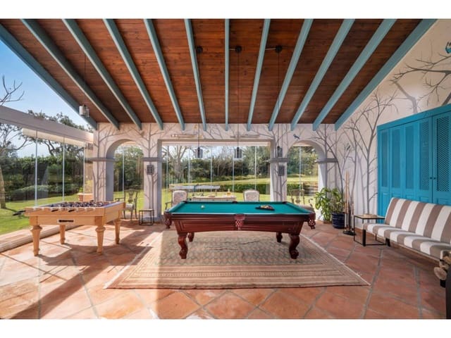 6 chambre Villa/Maison à vendre à San Roque avec piscine garage - 4 700 000 € (Ref: 8596846)