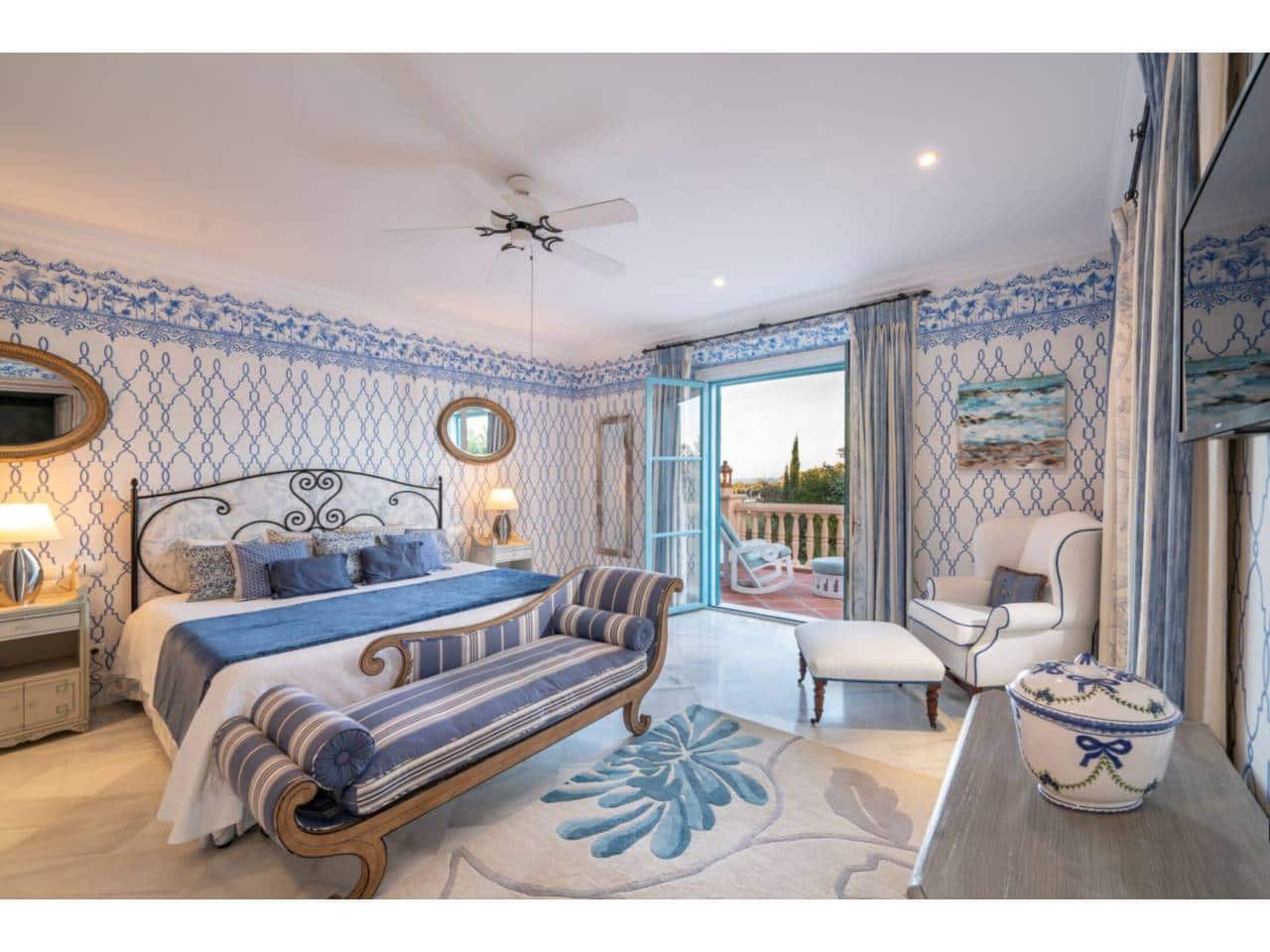 6 soveværelse Villa til salg i San Roque med swimmingpool garage - € 4.700.000 (Ref: 8596846)