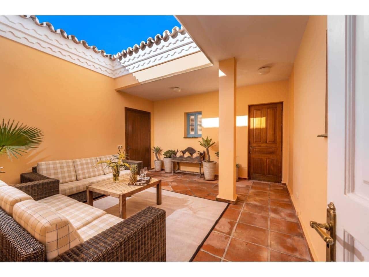 6 soveværelse Villa til salg i San Roque med swimmingpool garage - € 4.700.000 (Ref: 8596846)