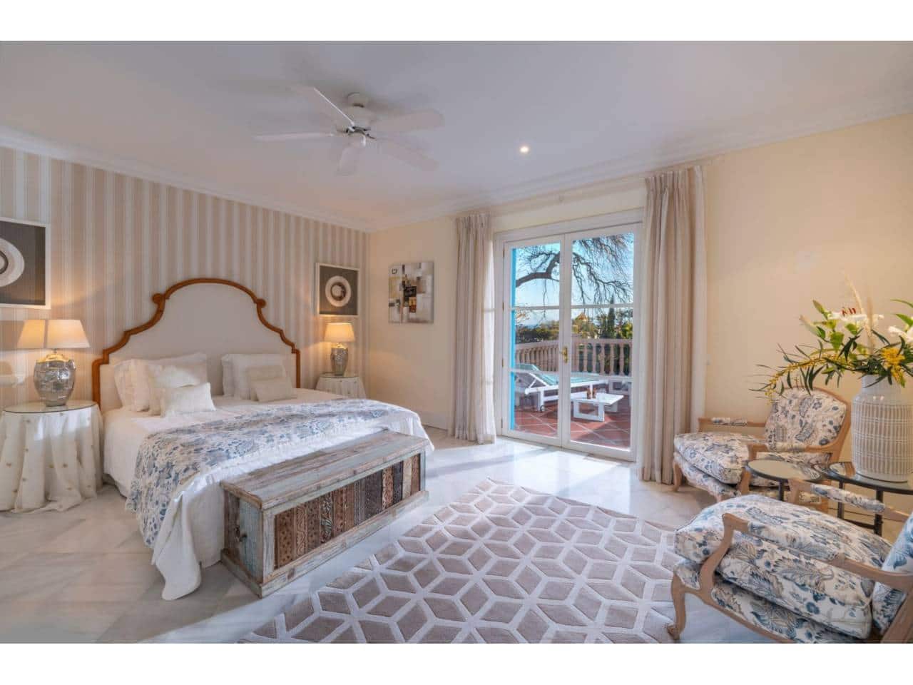 6 soveværelse Villa til salg i San Roque med swimmingpool garage - € 4.700.000 (Ref: 8596846)