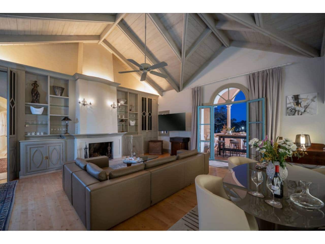 6 soveværelse Villa til salg i San Roque med swimmingpool garage - € 4.700.000 (Ref: 8596846)