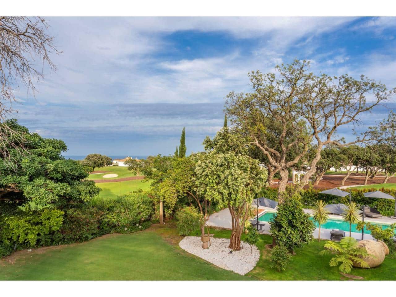 6 soveværelse Villa til salg i San Roque med swimmingpool garage - € 4.700.000 (Ref: 8596846)