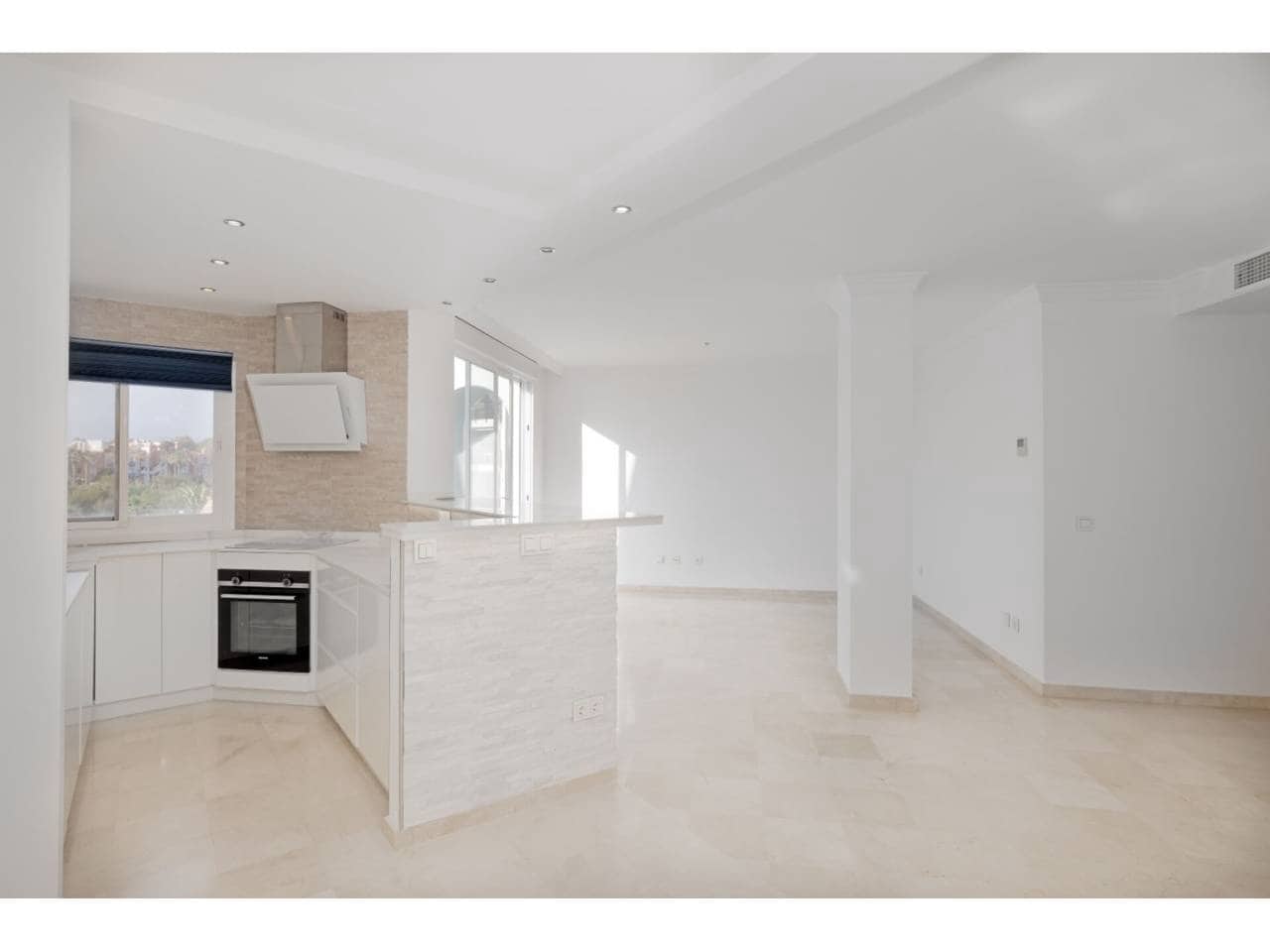 3 bedroom Apartment for sale in Casares with pool garage - € 690,000 (Ref: 8621136)