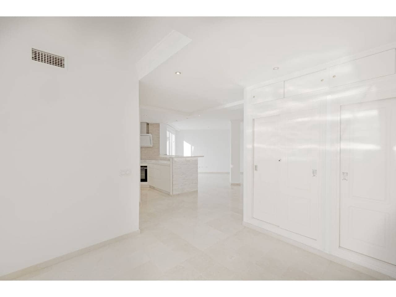 3 bedroom Apartment for sale in Casares with pool garage - € 690,000 (Ref: 8621136)