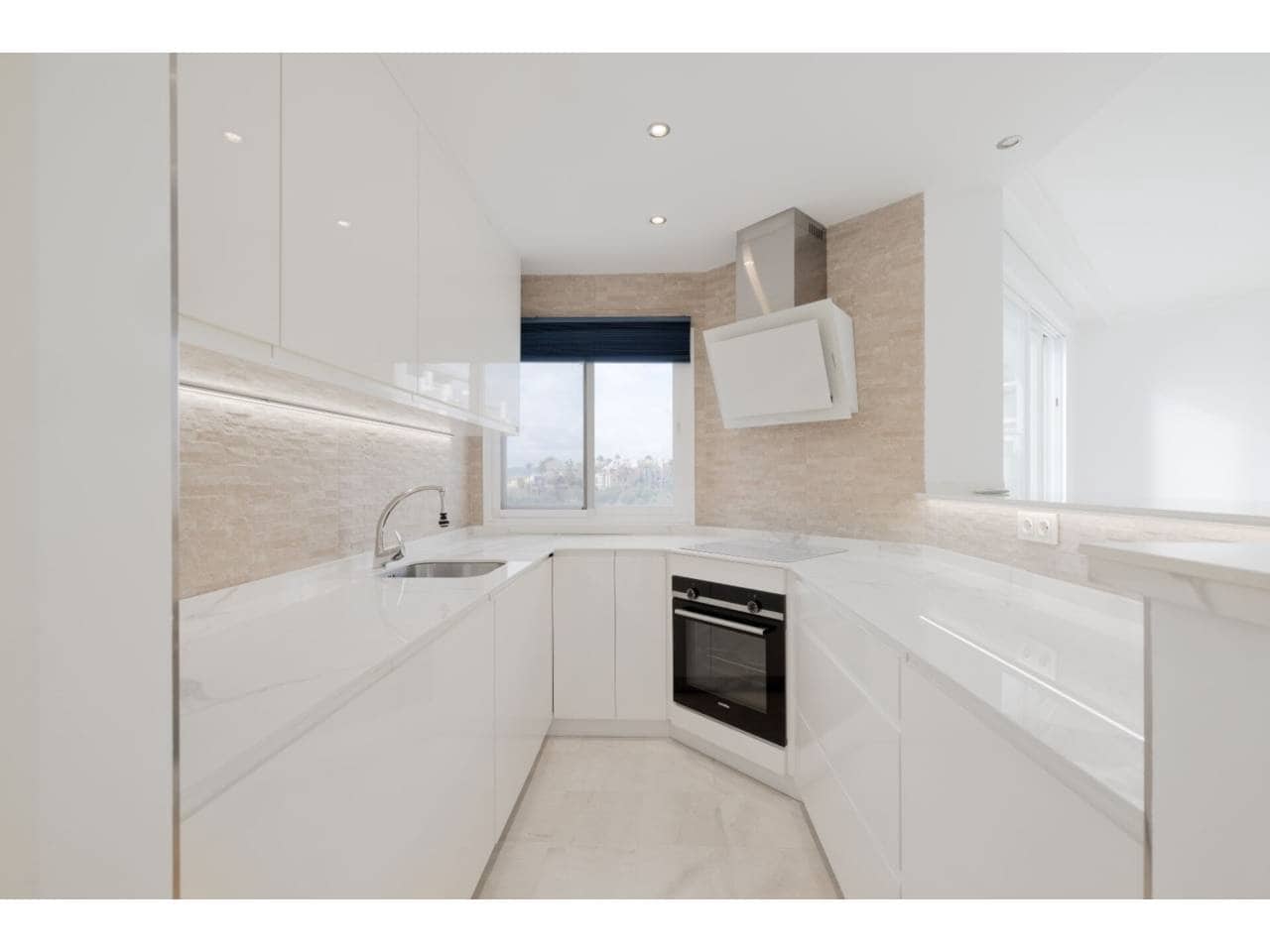 3 bedroom Apartment for sale in Casares with pool garage - € 690,000 (Ref: 8621136)