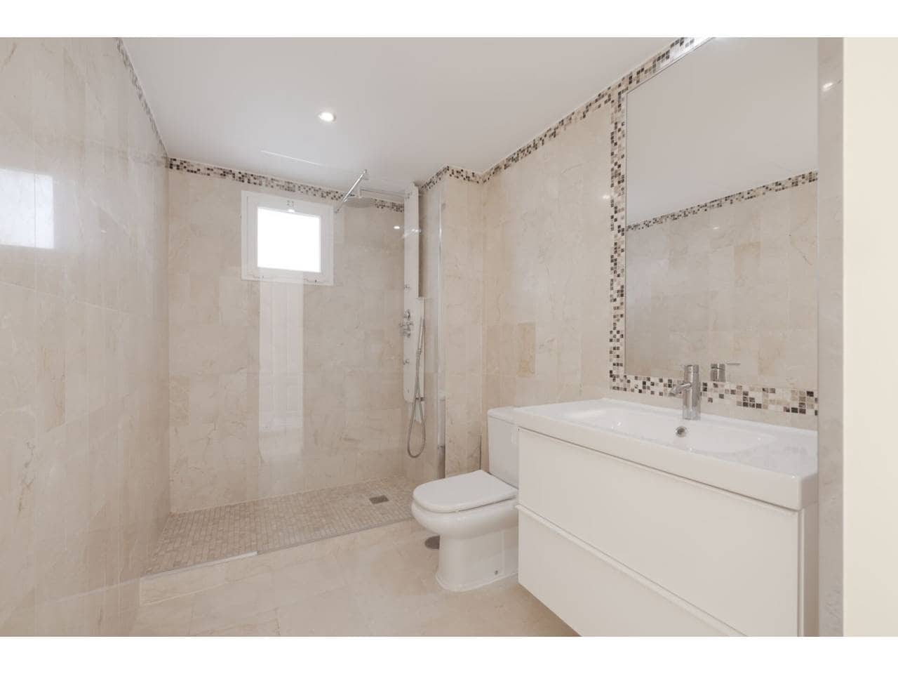 3 bedroom Apartment for sale in Casares with pool garage - € 690,000 (Ref: 8621136)