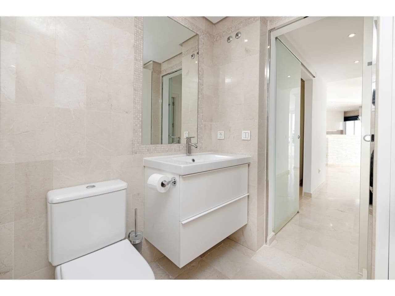 3 bedroom Apartment for sale in Casares with pool garage - € 690,000 (Ref: 8621136)