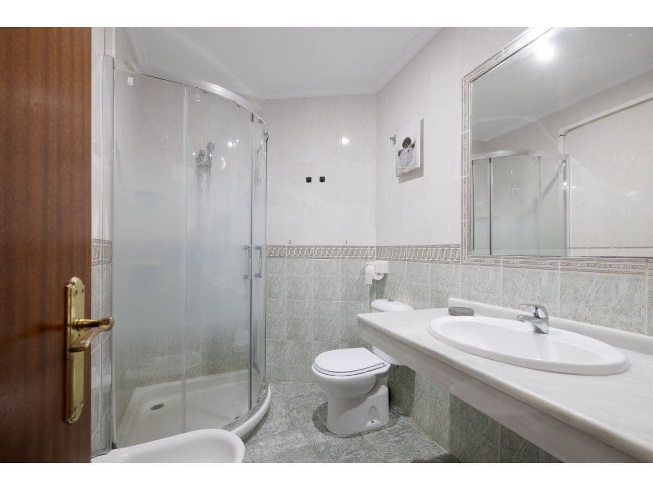 15 soveværelse Hotel til salg i Tarifa - € 1.900.000 (Ref: 8635993)