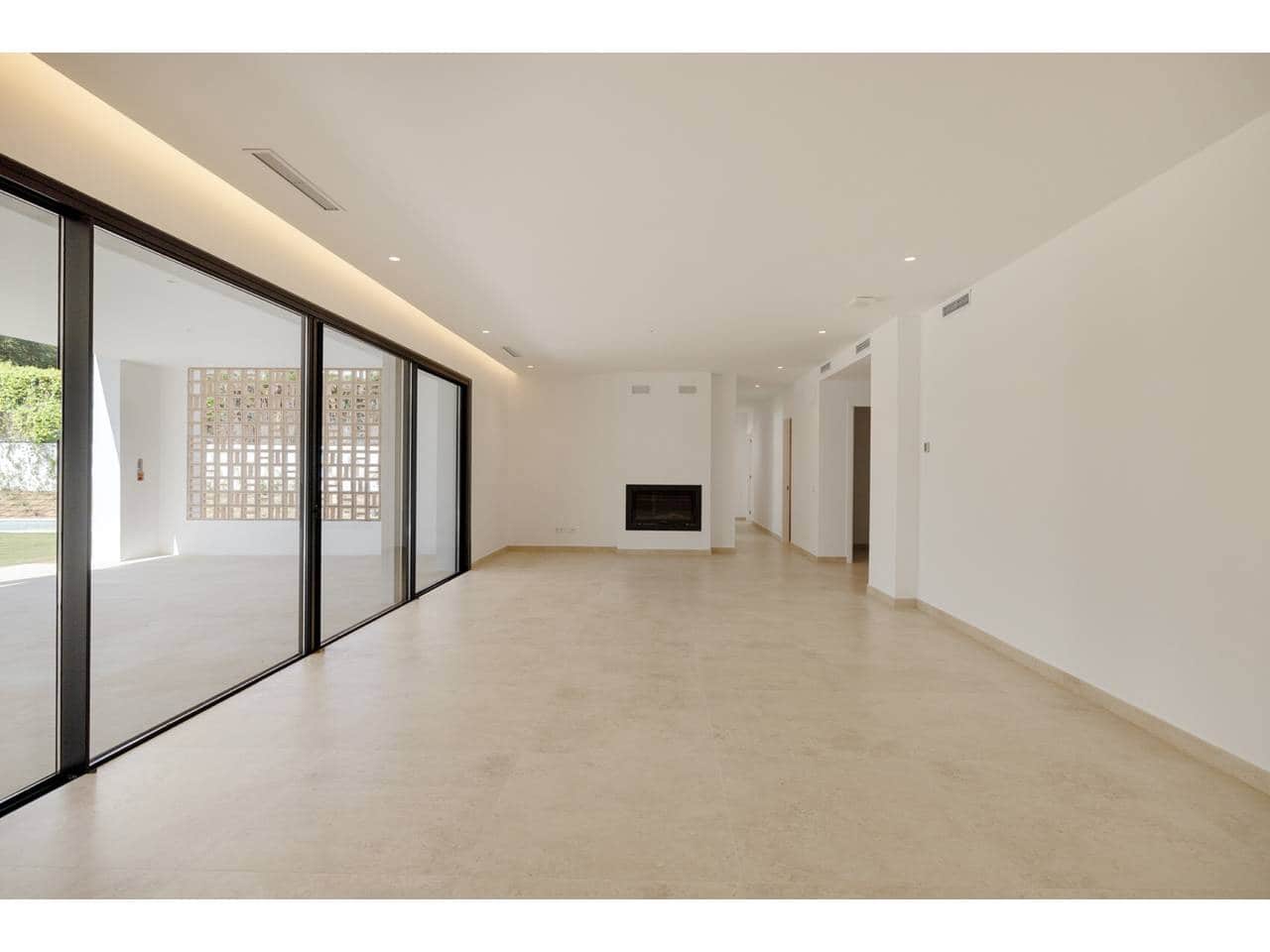 6 sypialnia Willa na sprzedaż w Sotogrande z basenem - 2 600 000 € (Ref: 8638079)