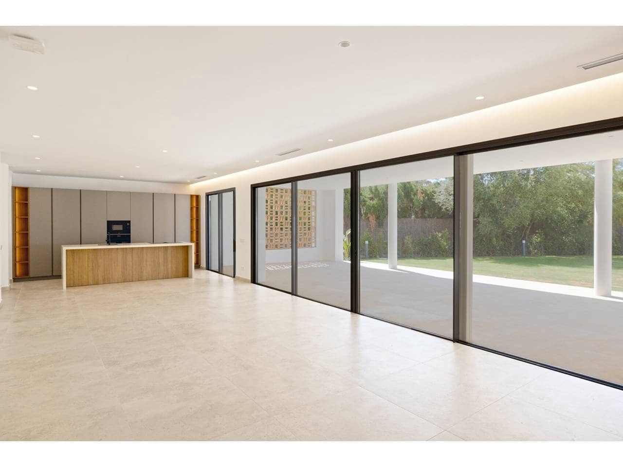 6 sypialnia Willa na sprzedaż w Sotogrande z basenem - 2 600 000 € (Ref: 8638079)