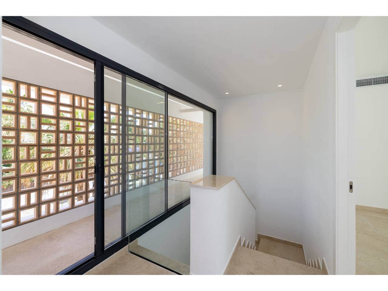 6 sypialnia Willa na sprzedaż w Sotogrande z basenem - 2 600 000 € (Ref: 8638079)