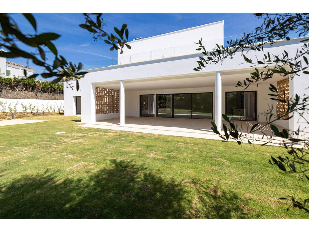 6 sypialnia Willa na sprzedaż w Sotogrande z basenem - 2 600 000 € (Ref: 8638079)