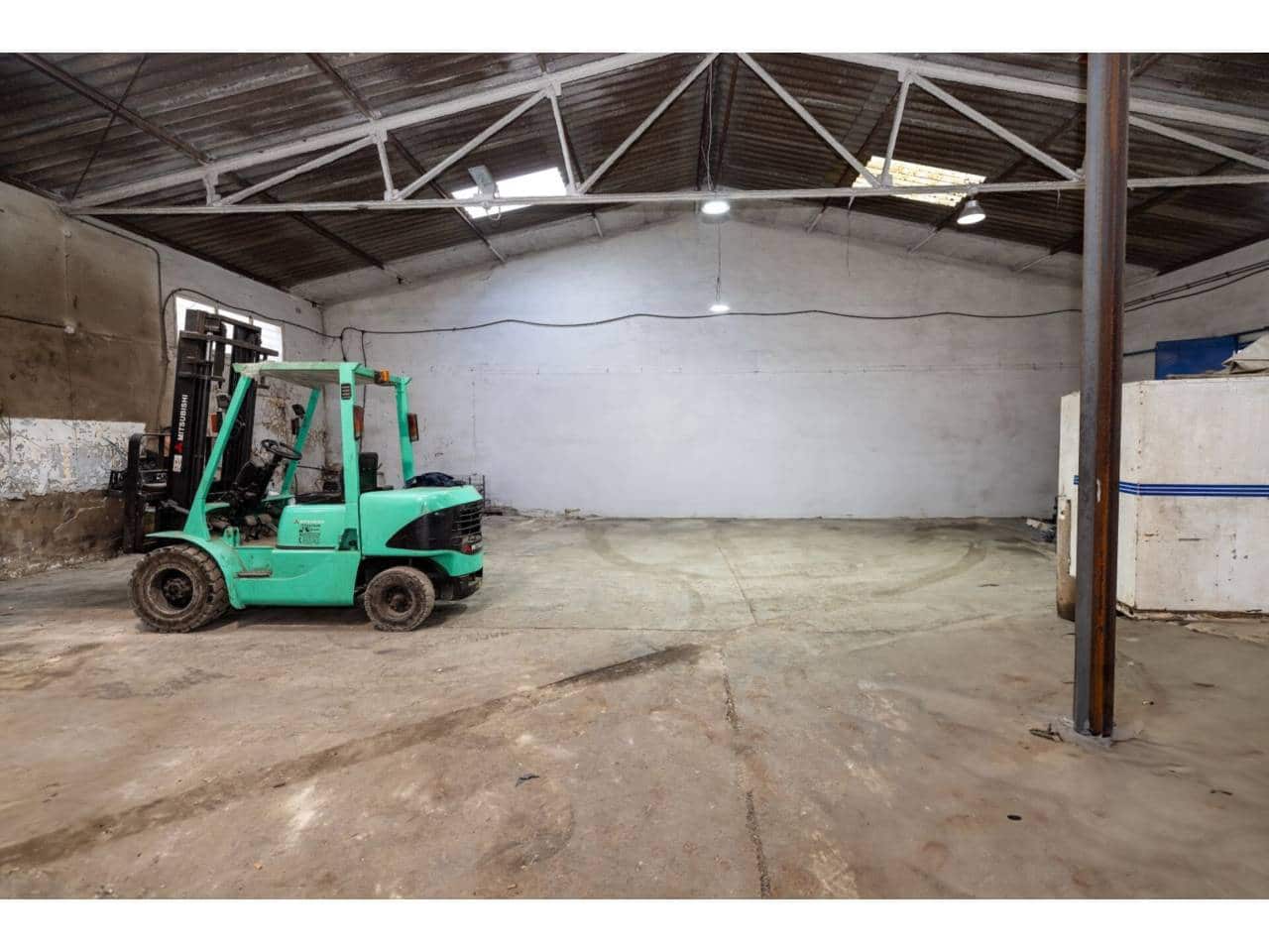 Erhverv til salg i Algeciras - € 435.000 (Ref: 8655950)