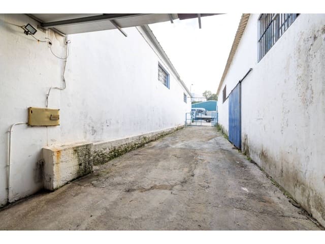 Commercial for sale in Algeciras - € 435,000 (Ref: 8655950)