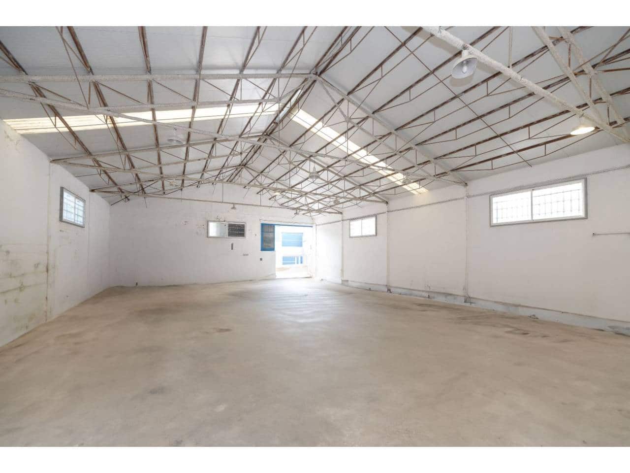 Erhverv til salg i Algeciras - € 435.000 (Ref: 8655950)