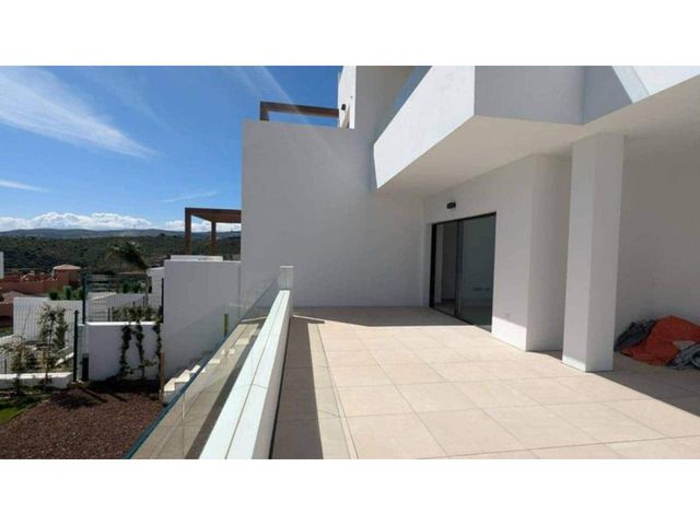 2 bedroom Apartment for sale in Casares with pool garage - € 420,000 (Ref: 8679271)