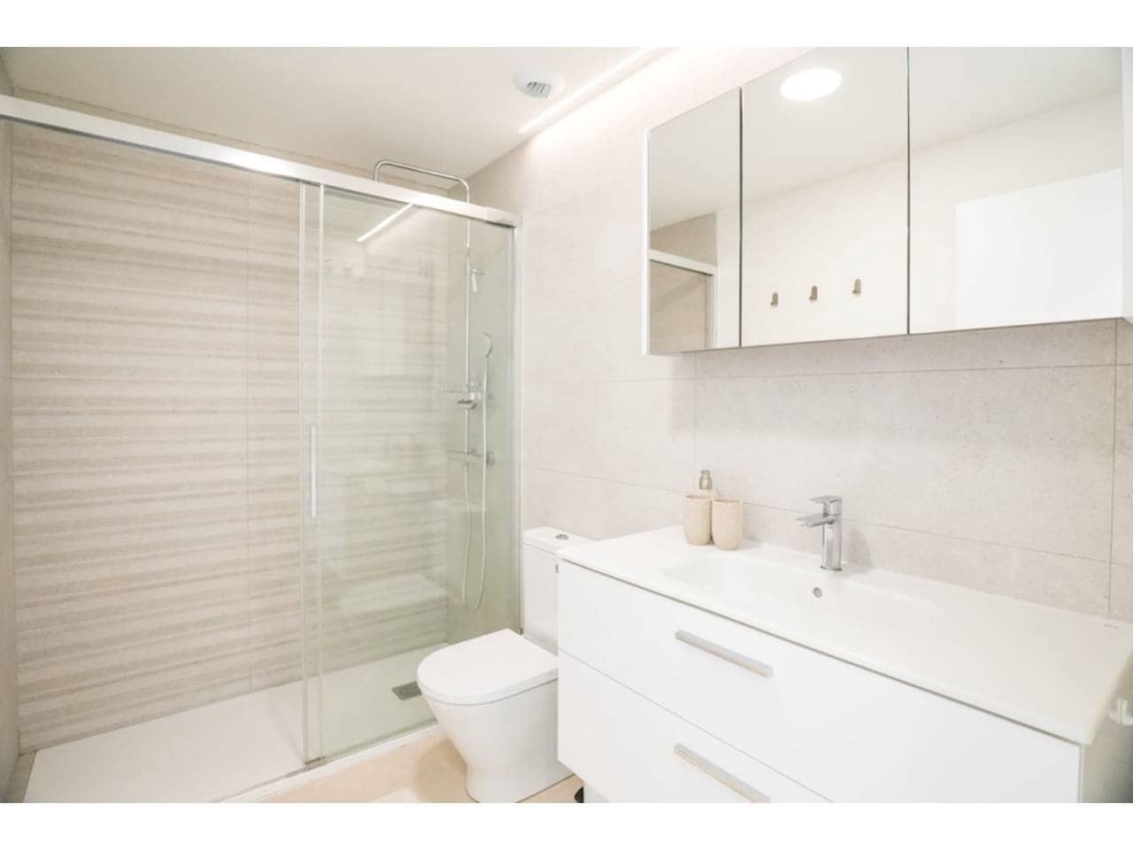 3 chambre Penthouse à vendre à Casares avec piscine garage - 870 000 € (Ref: 8738612)